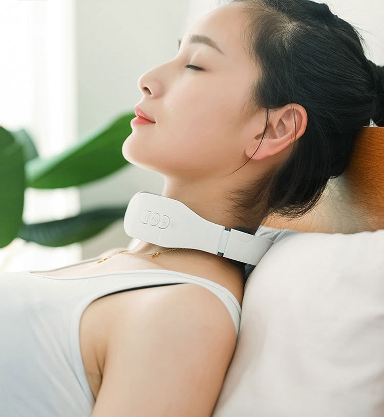 Cervical Massager Electromagnetic Pulse Heating Neck Protector, Style:Battery - free shipping - PMC TechLife - Order now!