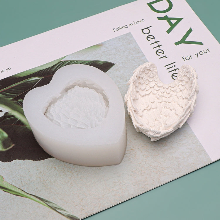 Heart Shaped Angel Wings Silicone Mold Baking Ice Cream Candle Aromatherapy Mold, Specification: S - Food Molds by PMC TechLife | Online Shopping South Africa | PMC TechLife