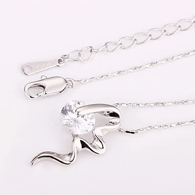 Waves Necklace In White Gold - free shipping - PMC TechLife - Order now!
