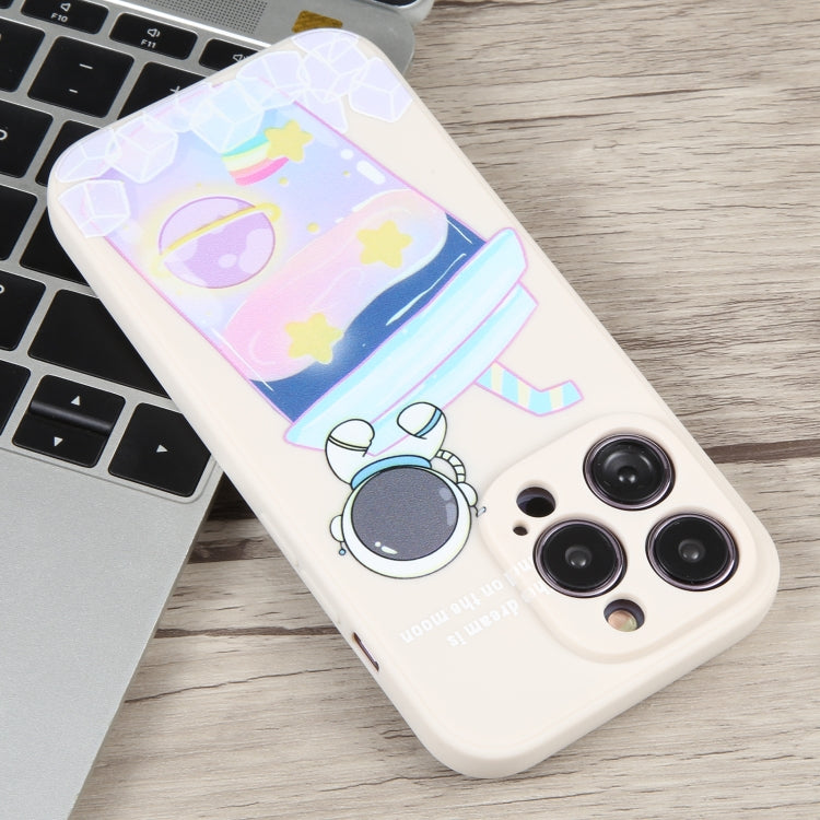For iPhone 8 Plus / 7 Plus Milk Tea Astronaut Pattern Liquid Silicone Phone Case(Ivory White) - free shipping - PMC TechLife - Order now!