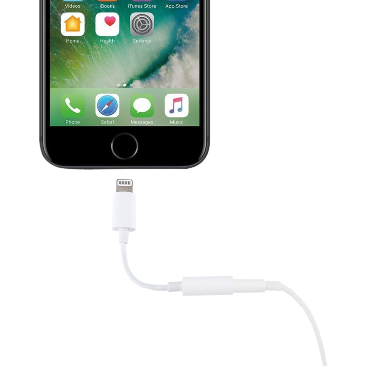 8 Pin 3.5mm Earphone Audio Adapter, Line Length: 8cm(White) - Earphone Adapter by PMC TechLife | Online Shopping South Africa | PMC TechLife | Buy Now Pay Later Mobicred