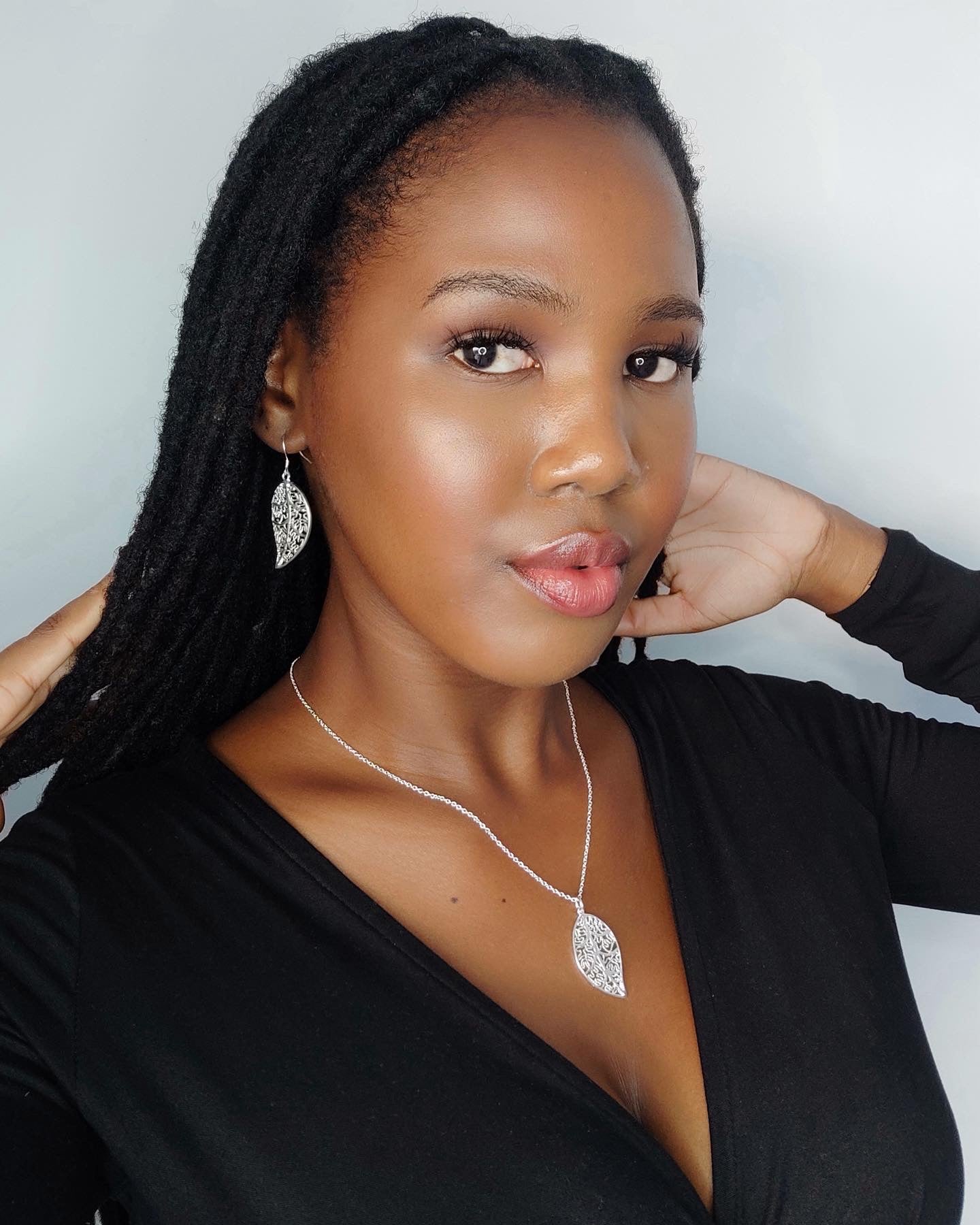 Sterling Silver Leaf Necklace And Earrings Set - free shipping - PMC TechLife - Order now!